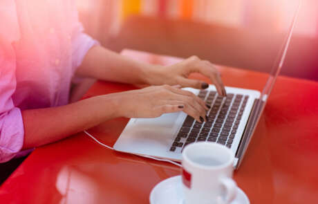 Writing effective content marketing articles